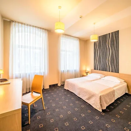 Rija Viesnīca 4*