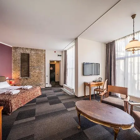 Rija 4*